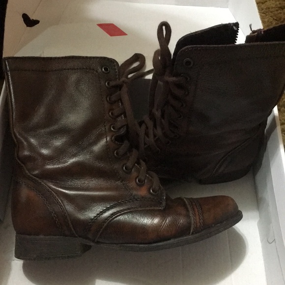 Steve Madden Shoes - Steve Madden combat boots